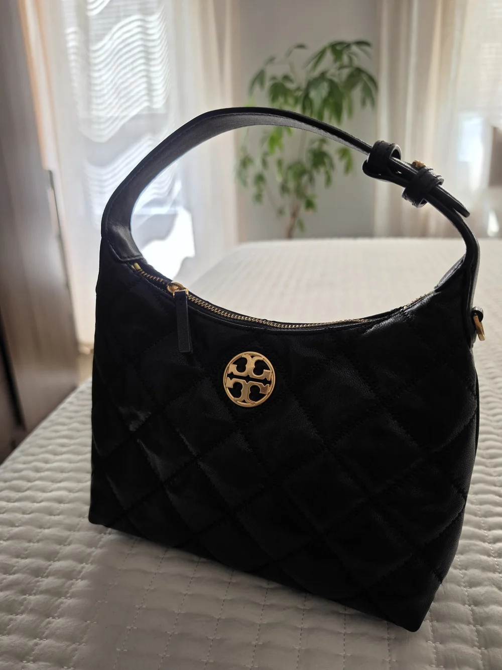 Tory Burch Willa Hobo Black Quilted Leather